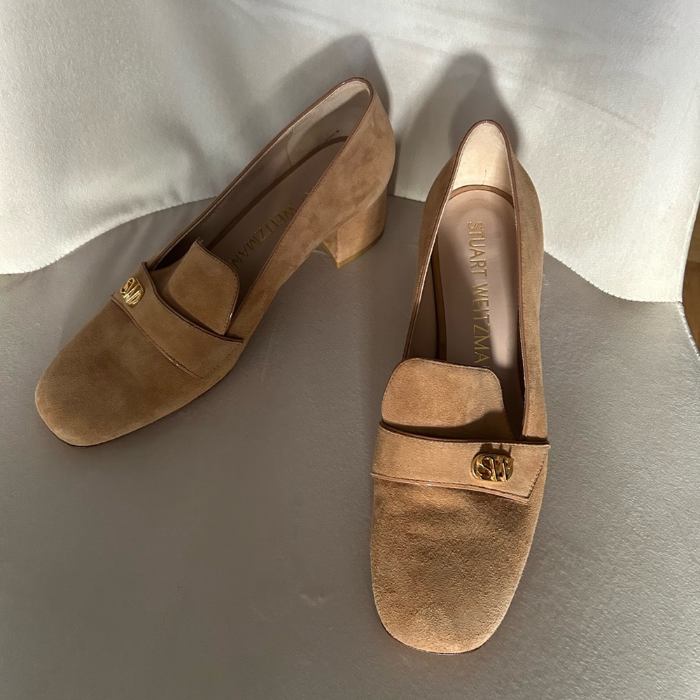 Stuart Weitzman tan suede loafers